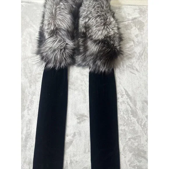 Women’s ST.John Evening Scarf Dyed Fox 95% Silk Velvet Lining Gray One Size - Picture 8 of 11